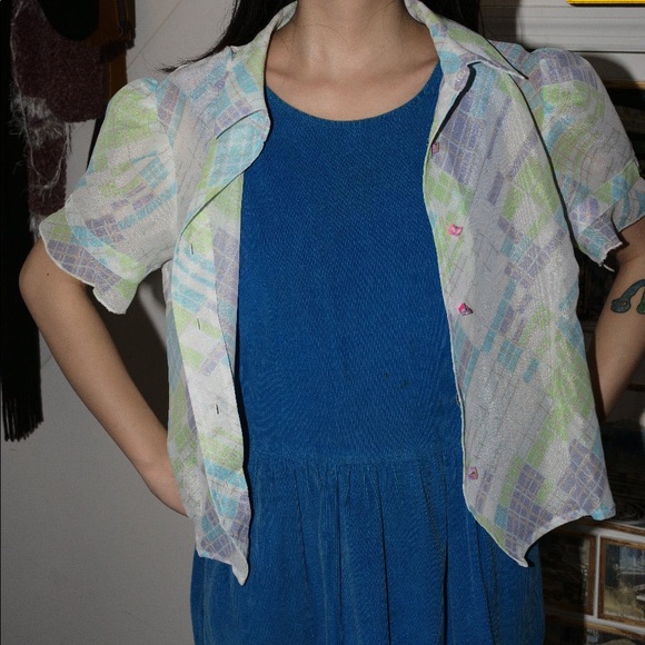 Y2K Button Down Shirt - Picture 6 of 10